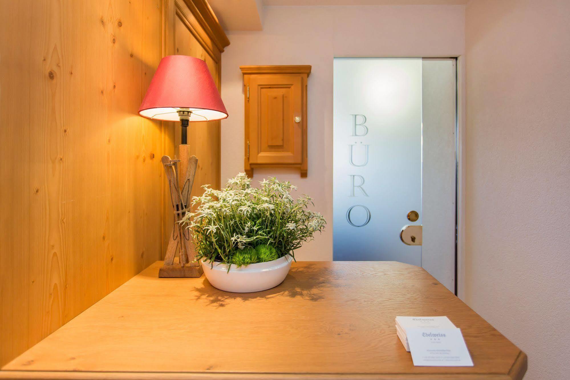 Hotel Garni Edelweiss Lech am Arlberg Eksteriør billede
